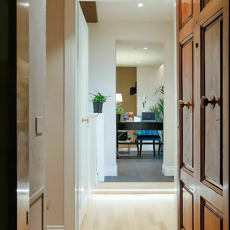 بيت ضيافة Relais Tosinghi 4*