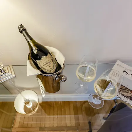 Relais Tosinghi Πανσιόν 3*